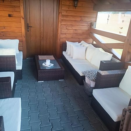 Mj Vila Stara Lesna Bagian luar foto
