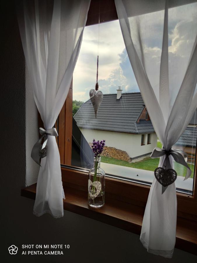 Mj Vila Stara Lesna Bagian luar foto
