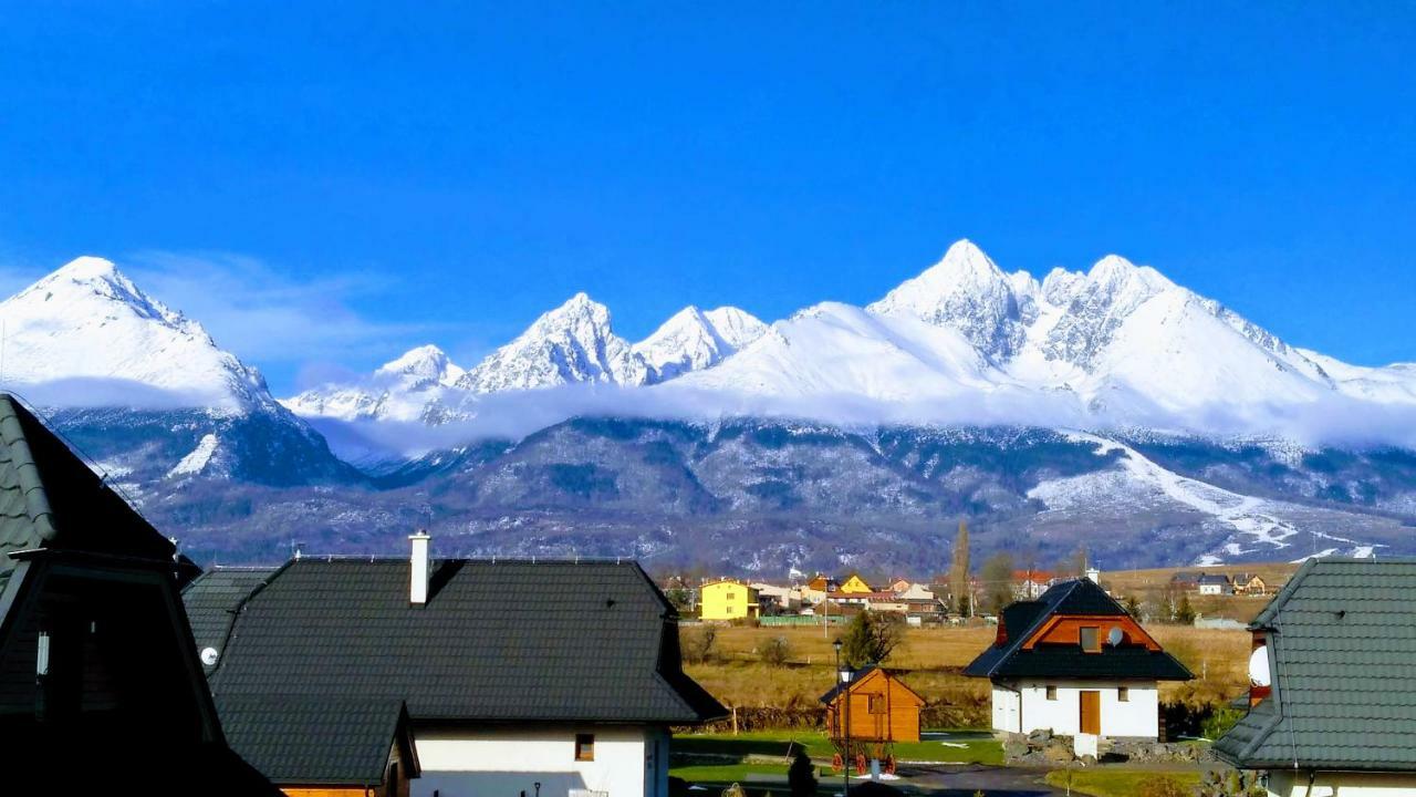 Mj Vila Villa Stara Lesna Bagian luar foto